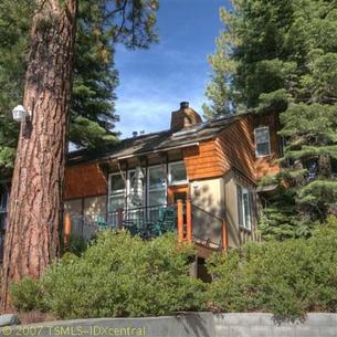 3115 N Lake
